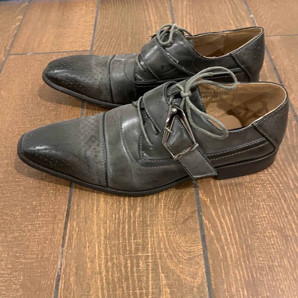 Majestic Dark Gray Leather Oxfords